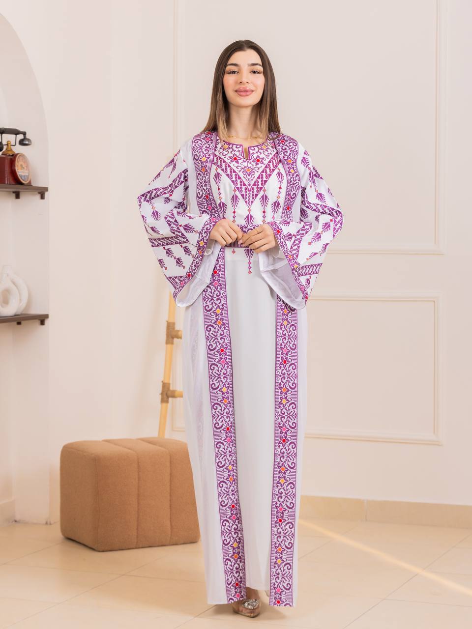 Layal Al-Quds Embroidered Bisht Set