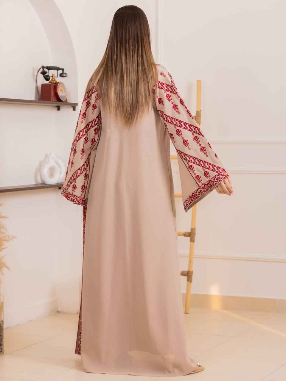 Layal Al-Quds Embroidered Bisht Set