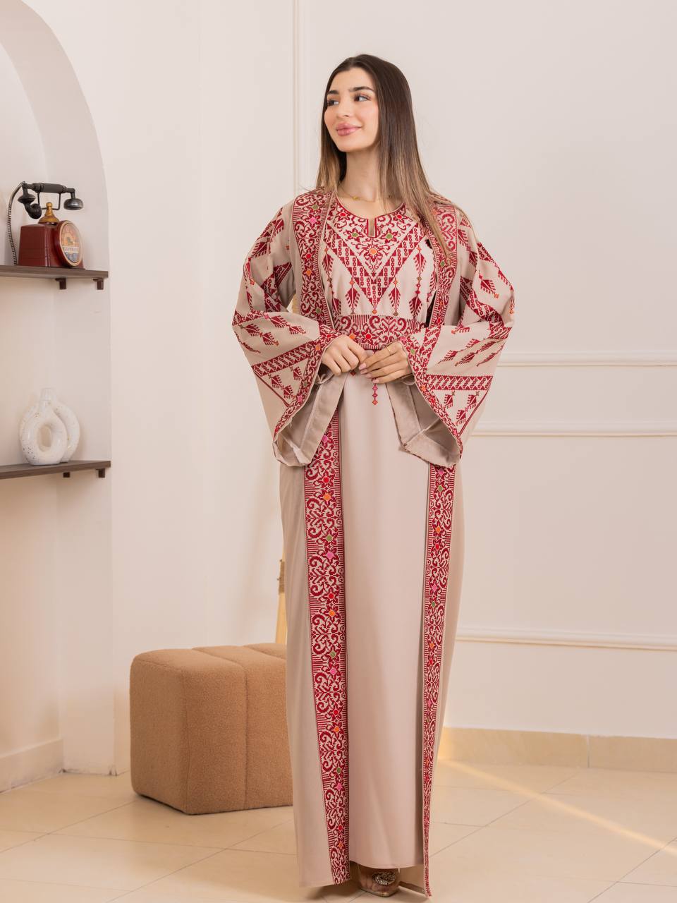 Layal Al-Quds Embroidered Bisht Set