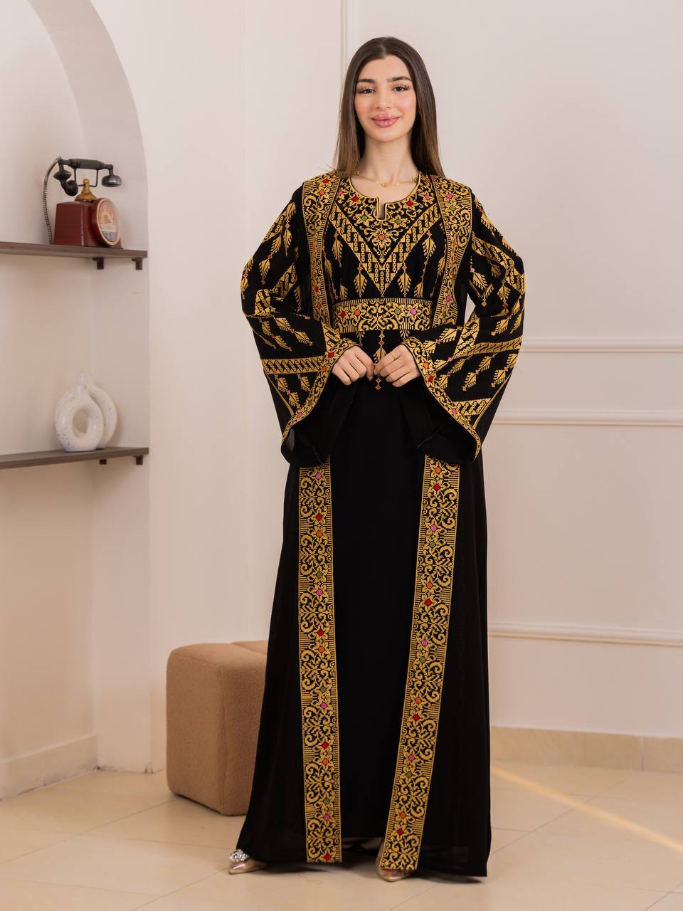 Layal Al-Quds Embroidered Bisht Set