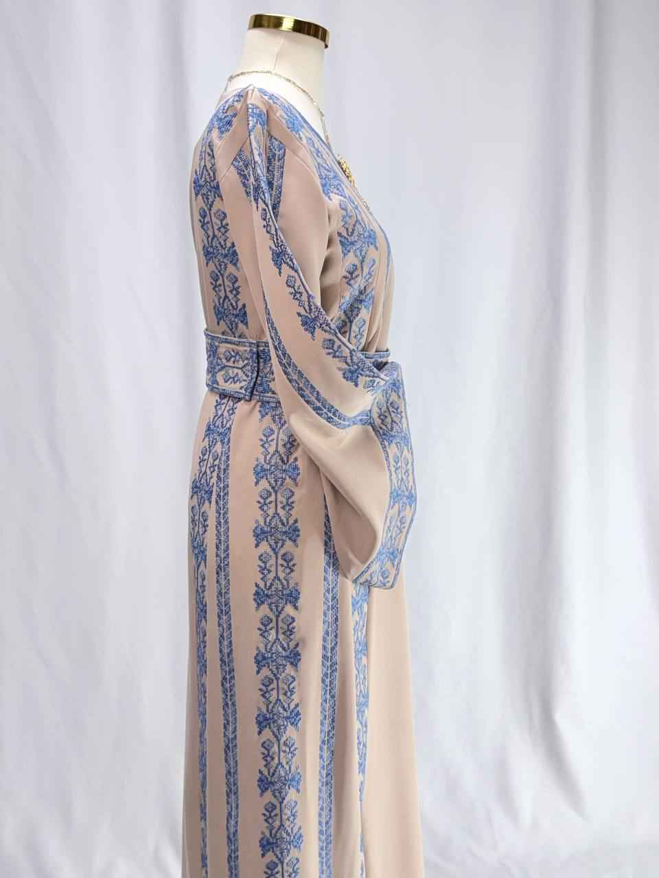 Thobe Noor Al-Balad