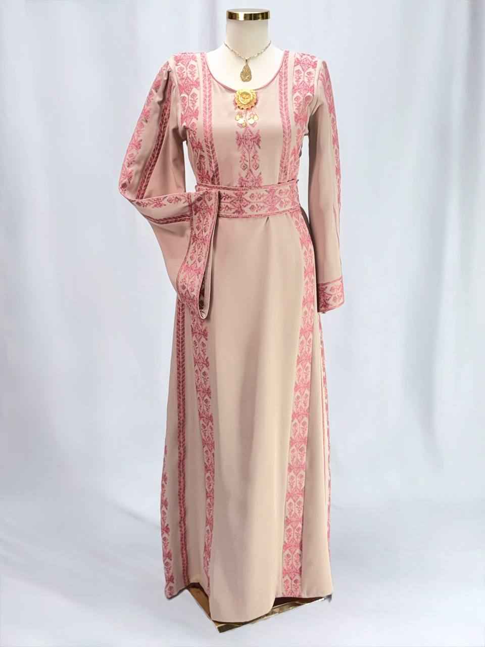 Thobe Noor Al-Balad
