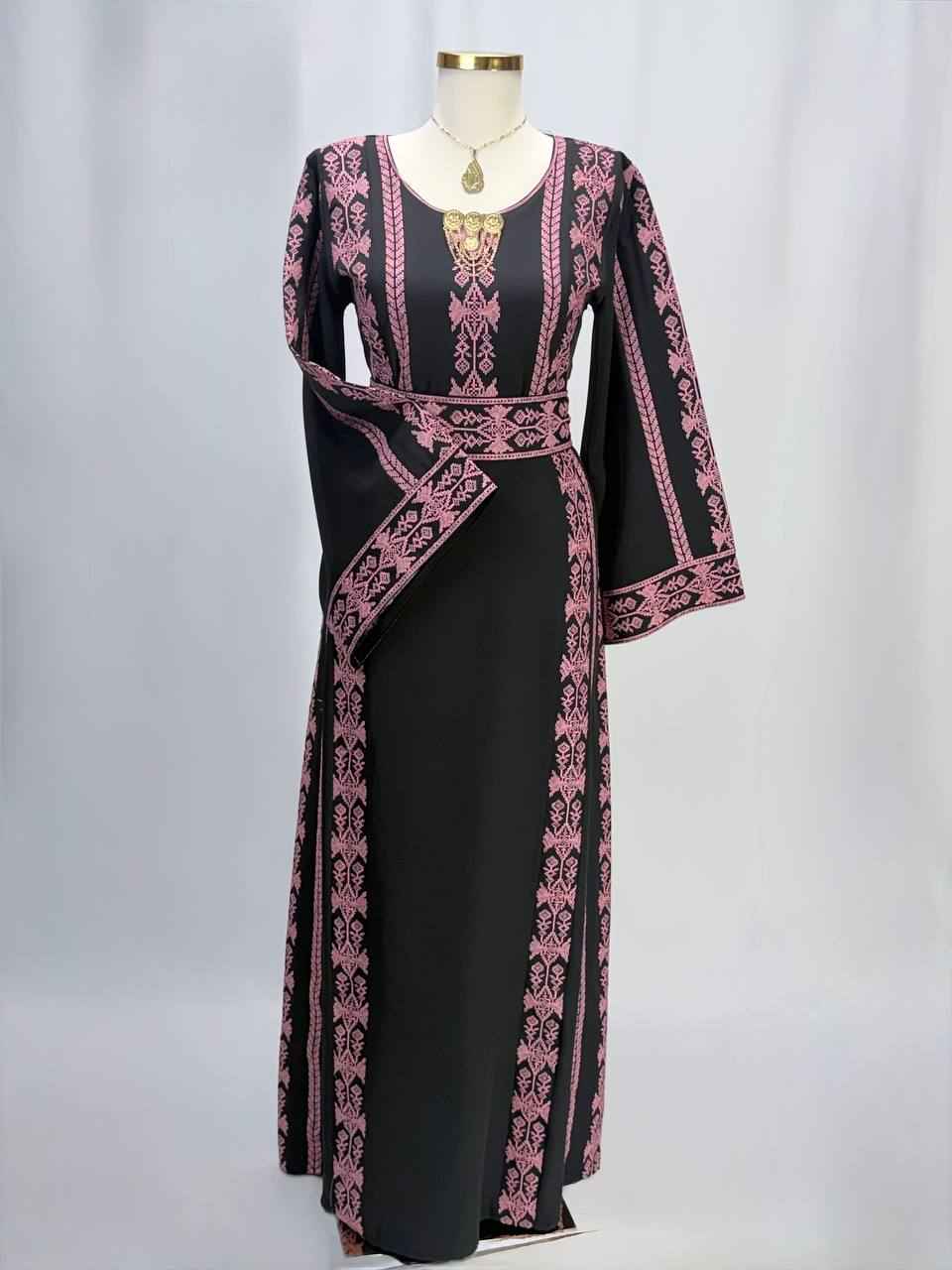 Thobe Noor Al-Balad