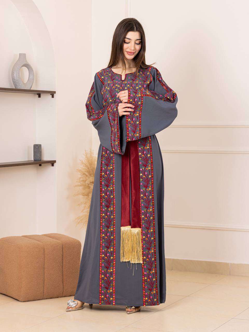 Thobe Ward Al-Manajel