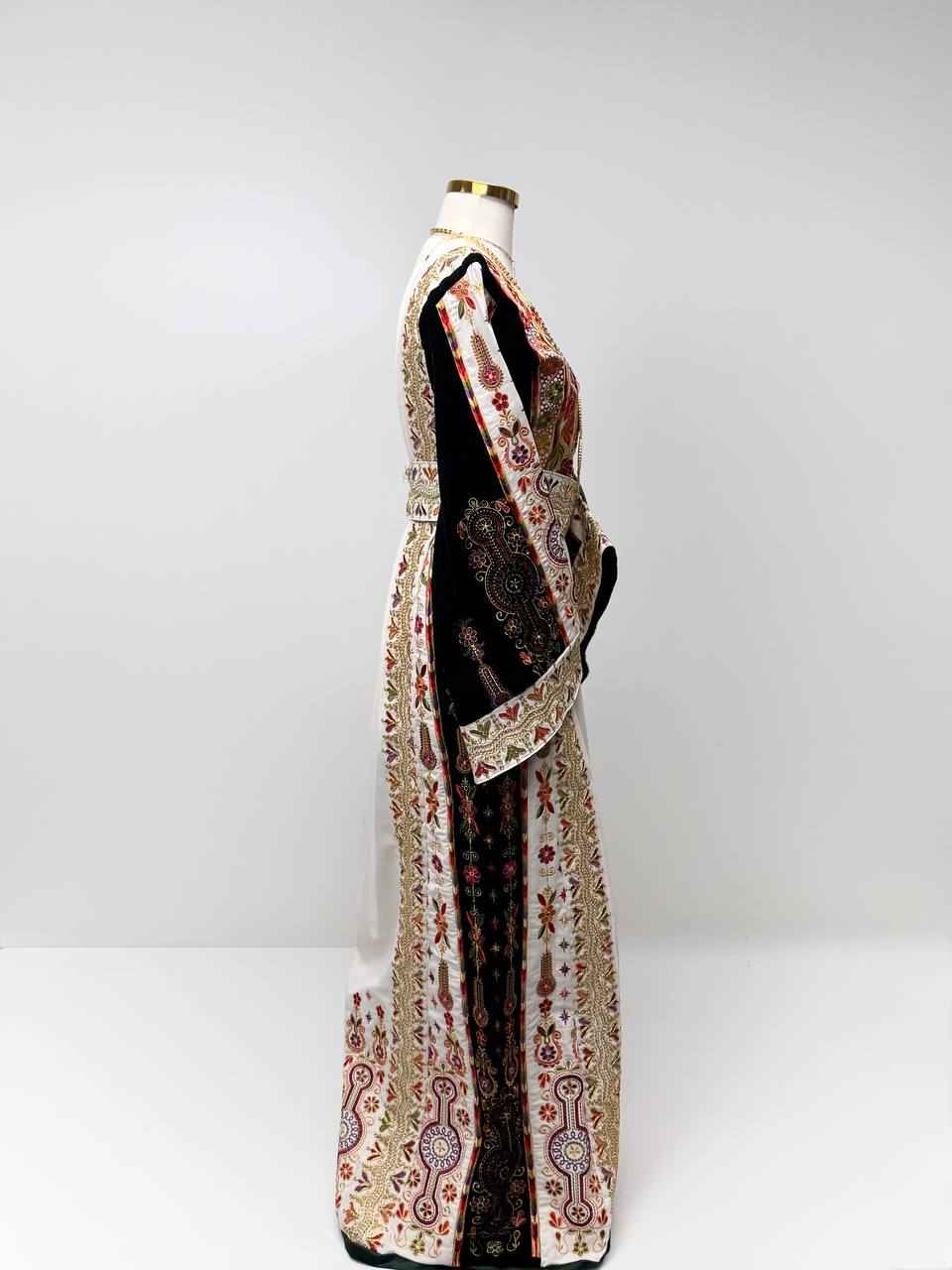 Thobe Qasr Al-Turath