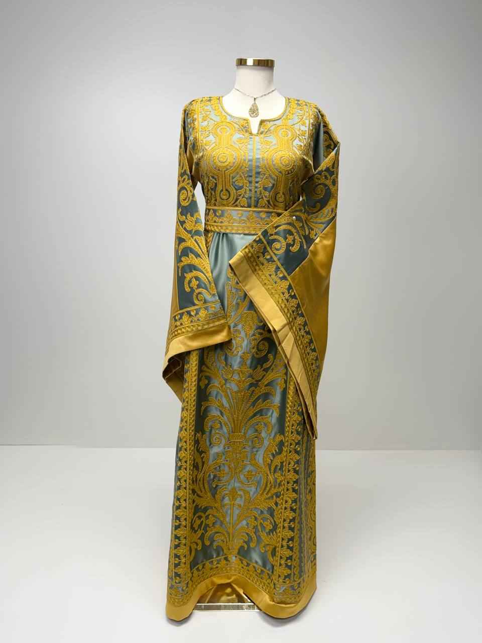 Thobe Zamrud Al-Sultan