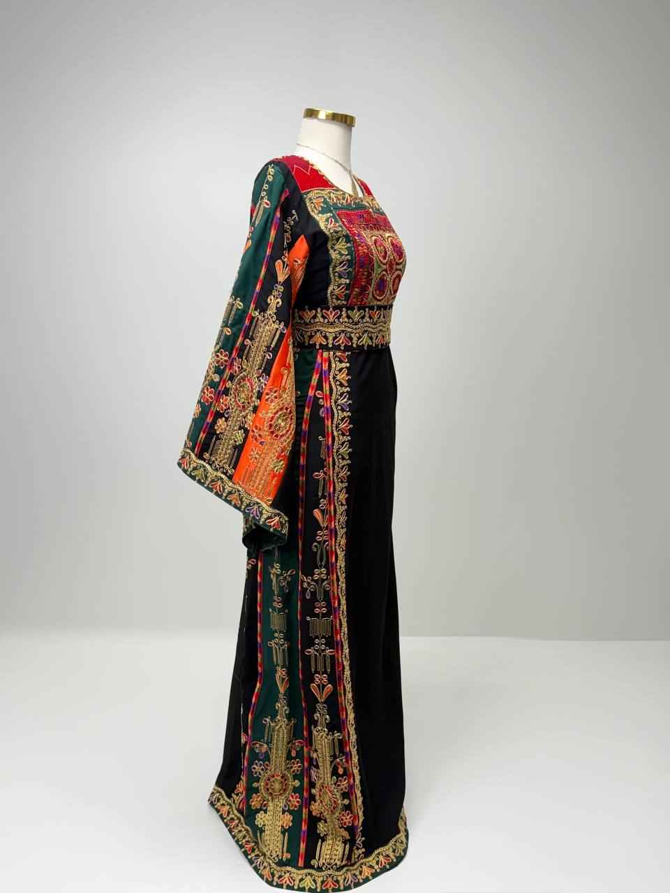 Thobe Kanz Al-Turath