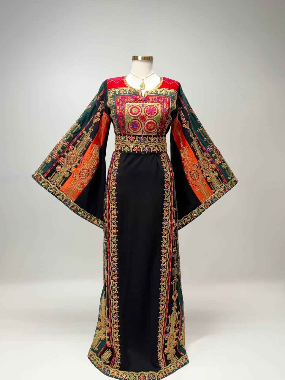 Thobe Kanz Al-Turath