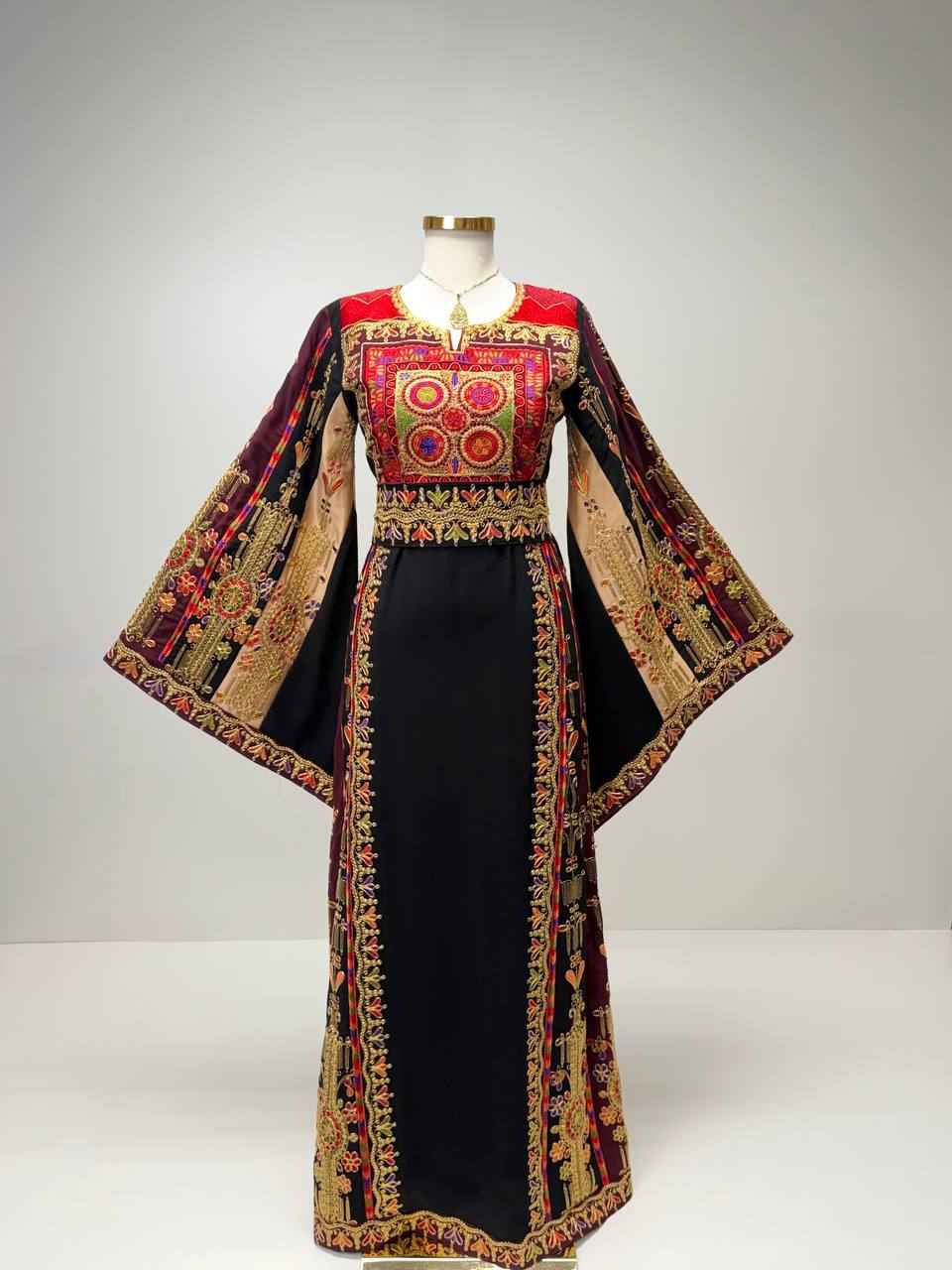 Thobe Kanz Al-Turath