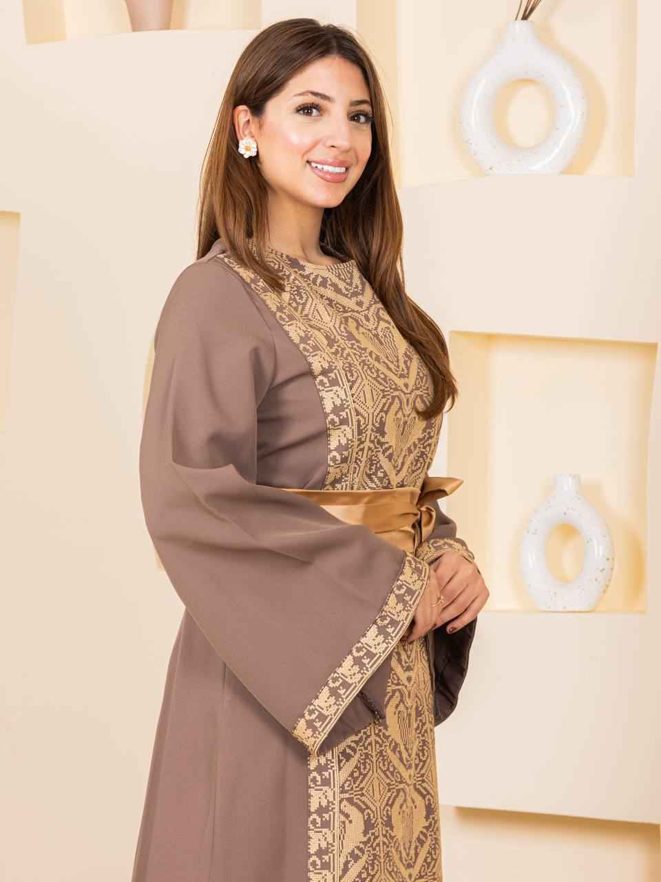 Heritage Elegance Embroidered Maxi Thobe with Satin Belt