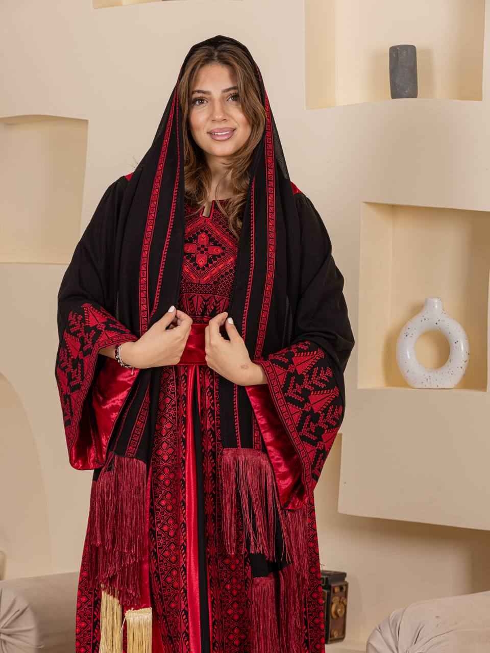 Thobe Basmat Al-Tatreez