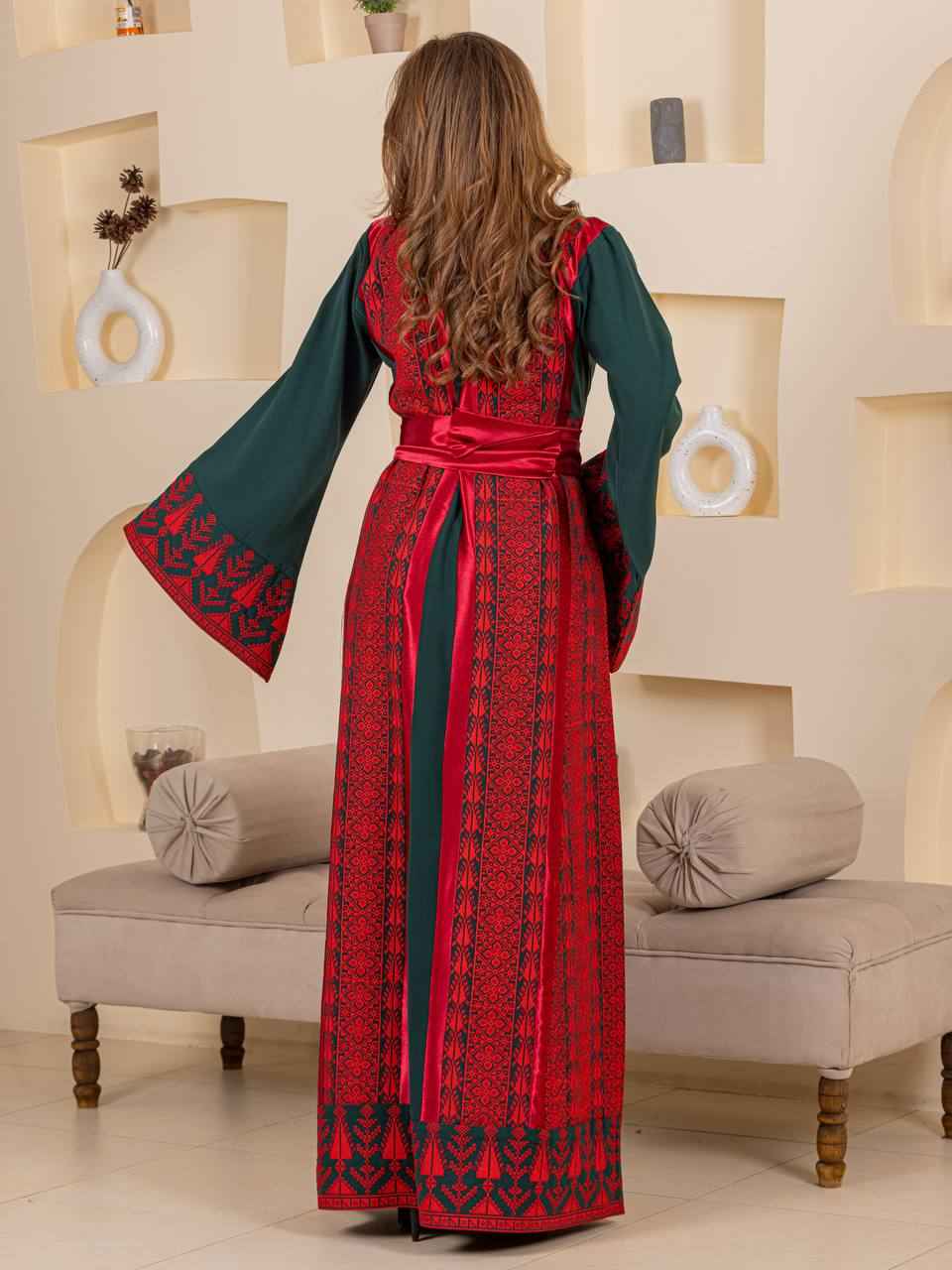 Thobe Basmat Al-Tatreez