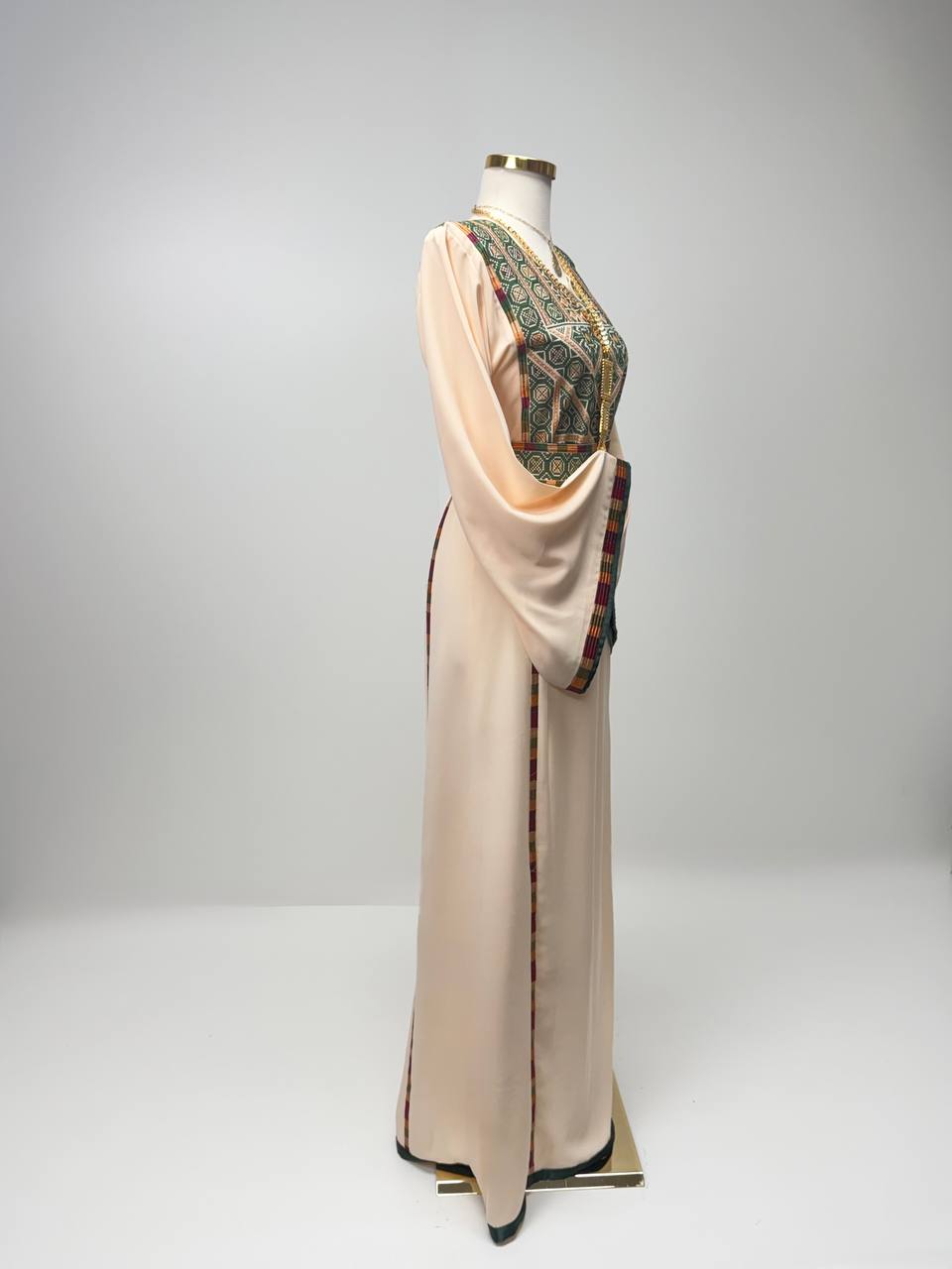 Thobe Four Manajel Heritage - Palestinian Elegance