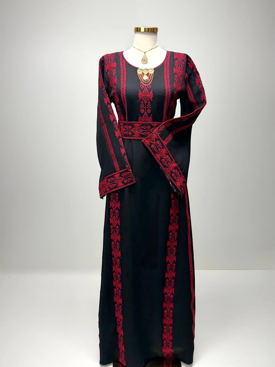 Thobe Noor Al-Balad - Palestinian Elegance