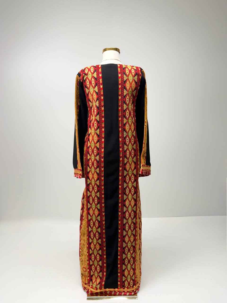Sammra Desert Heritage Embroidered Thobe