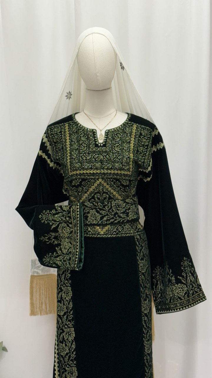 Samah Emerald Heritage Velvet Thobe