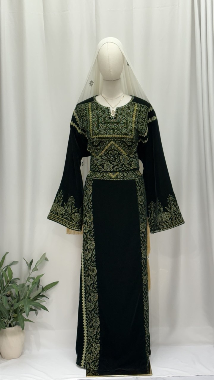 Samah Emerald Heritage Velvet Thobe