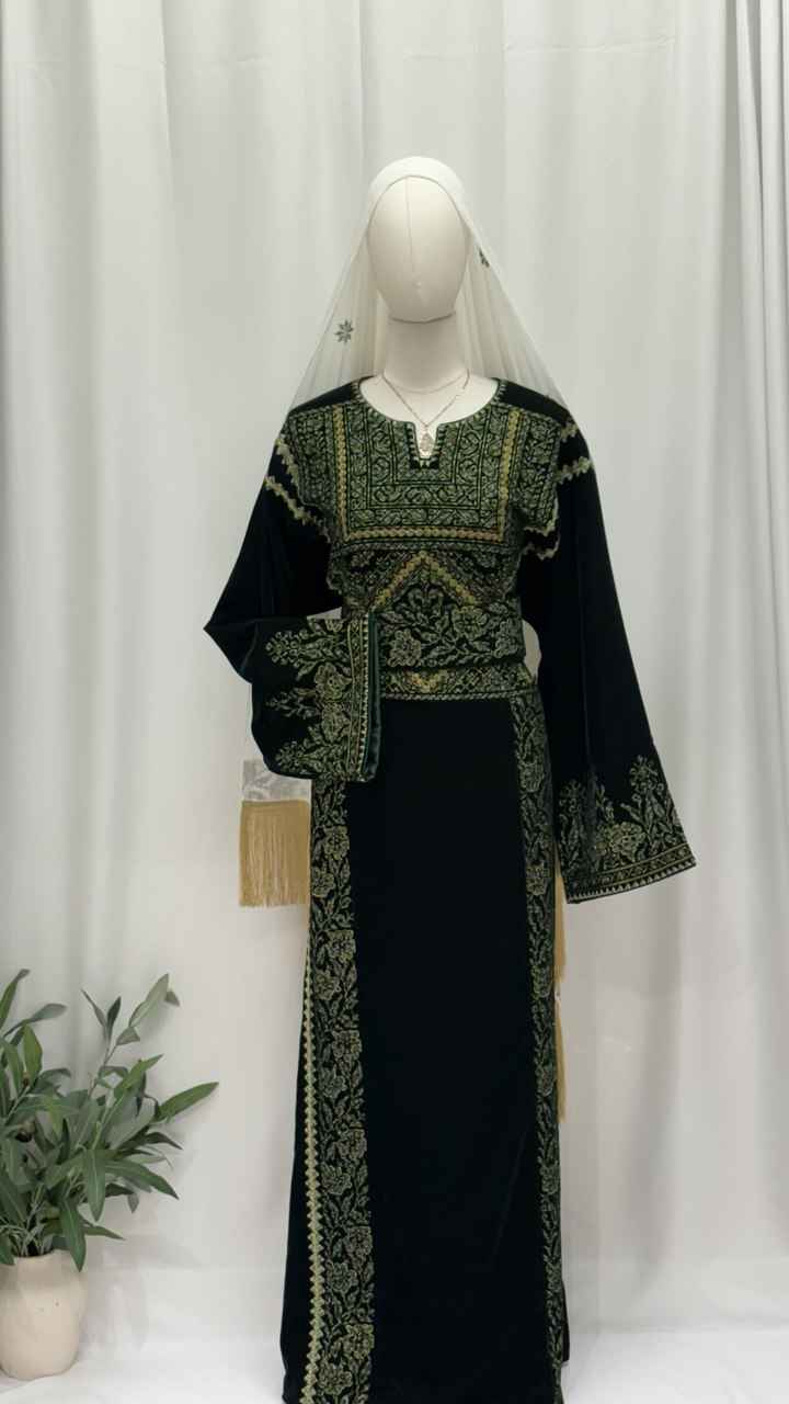 Samah Emerald Heritage Velvet Thobe
