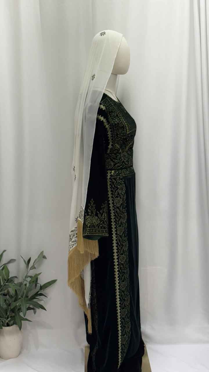 Samah Emerald Heritage Velvet Thobe