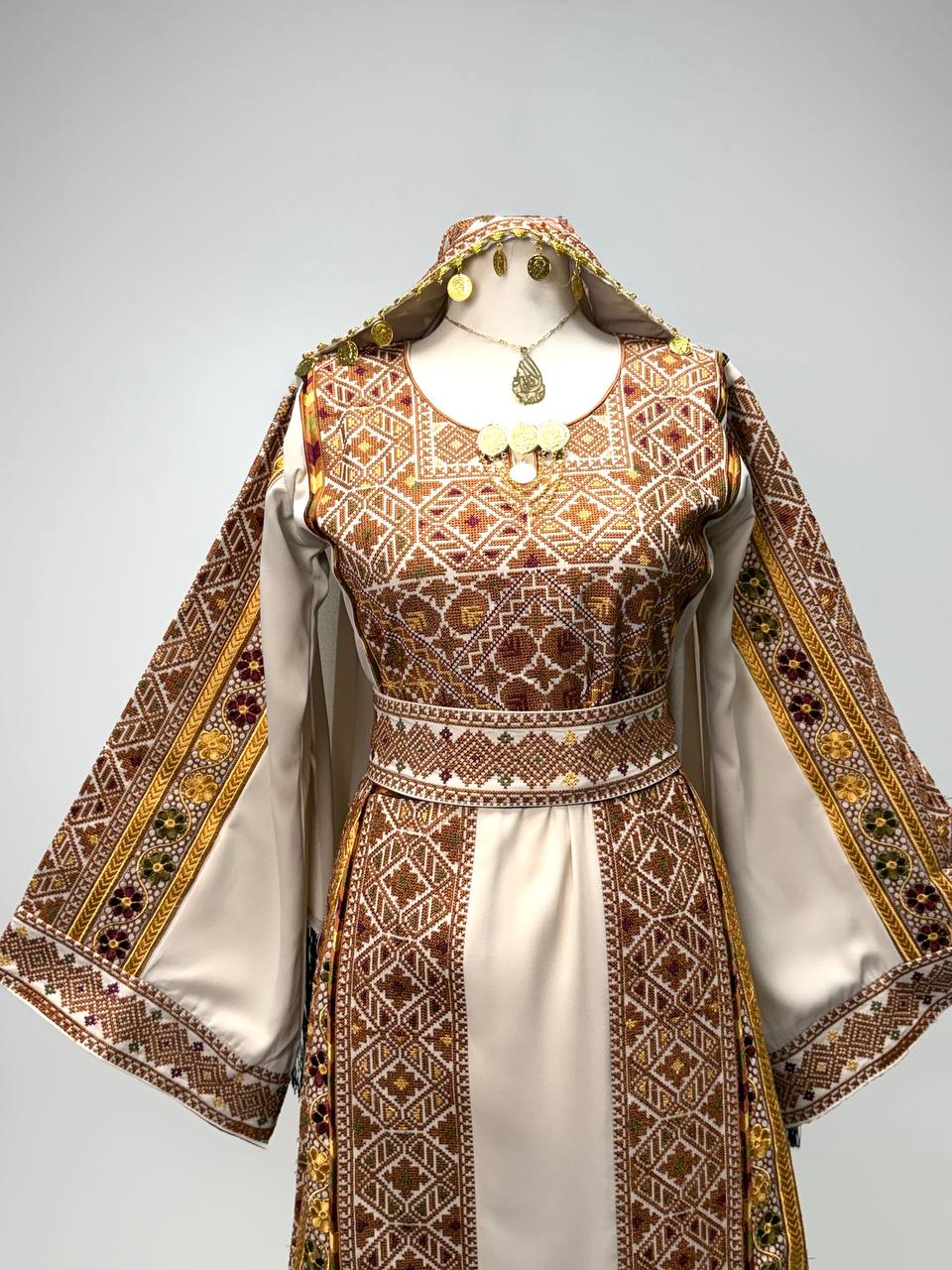 Jumana Embroidery Thobe