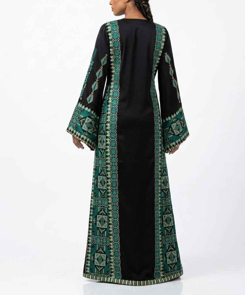 Heritage Safa Embroidered Thobe