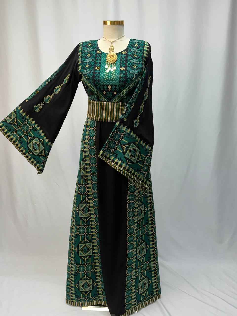 Heritage Safa Embroidered Thobe