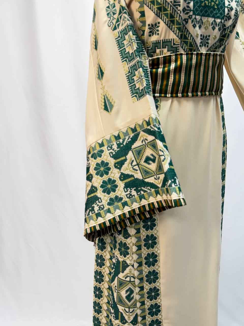 Heritage Safa Embroidered Thobe