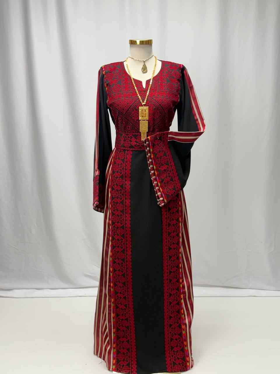 Rawan Heritage Saya Thobe