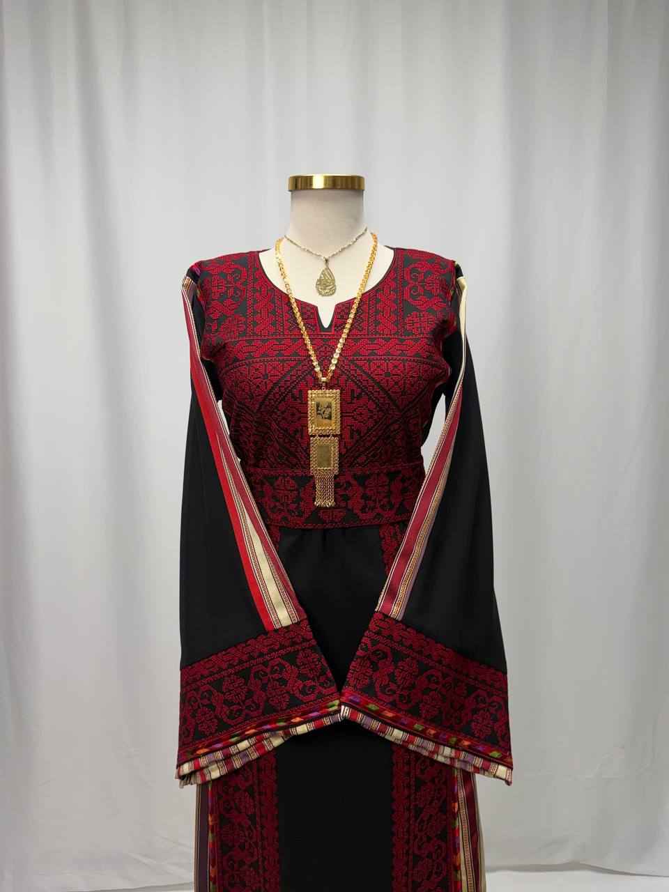Rawan Heritage Saya Thobe