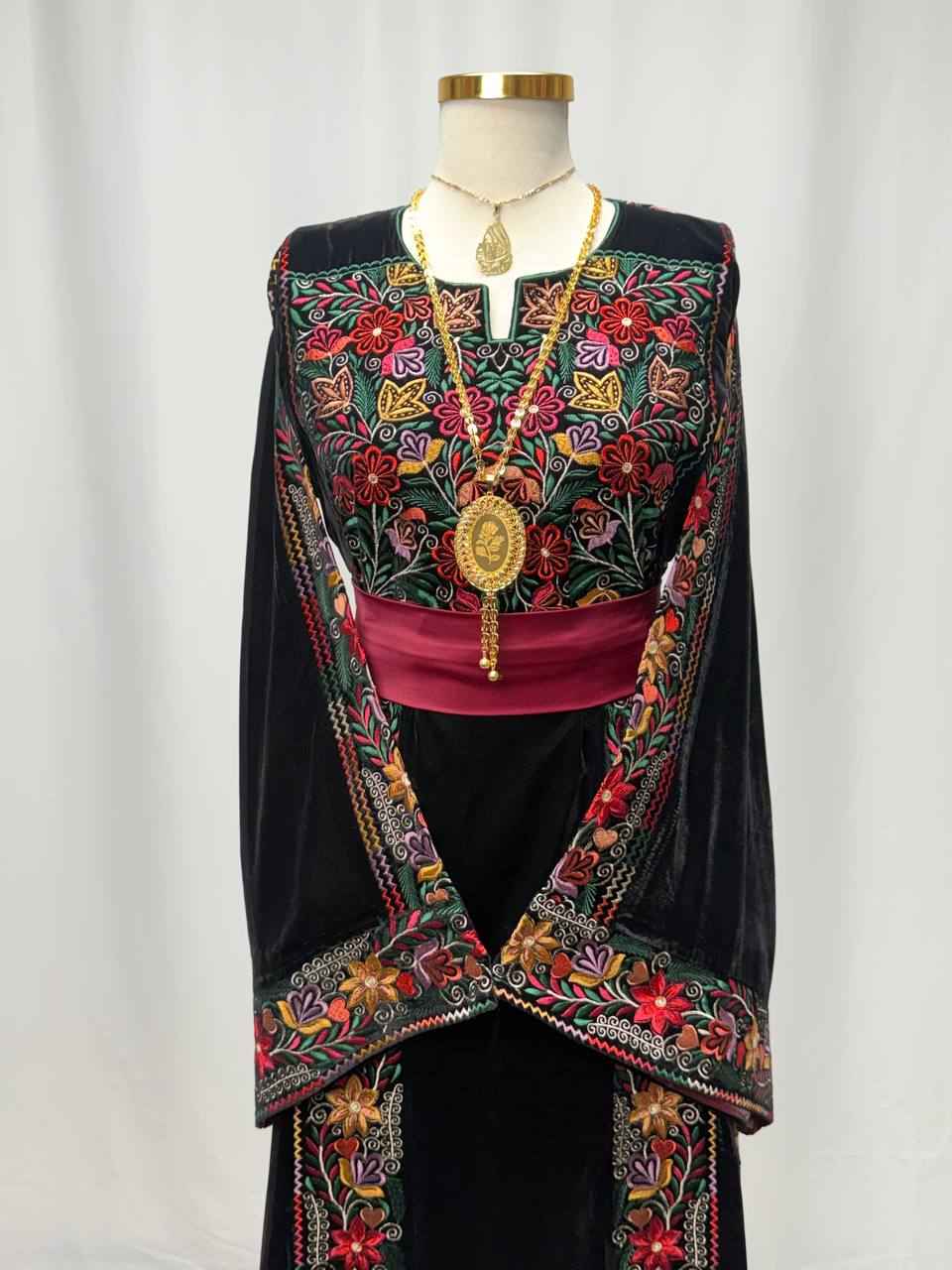 Velvet Heritage Embroidered Thobe