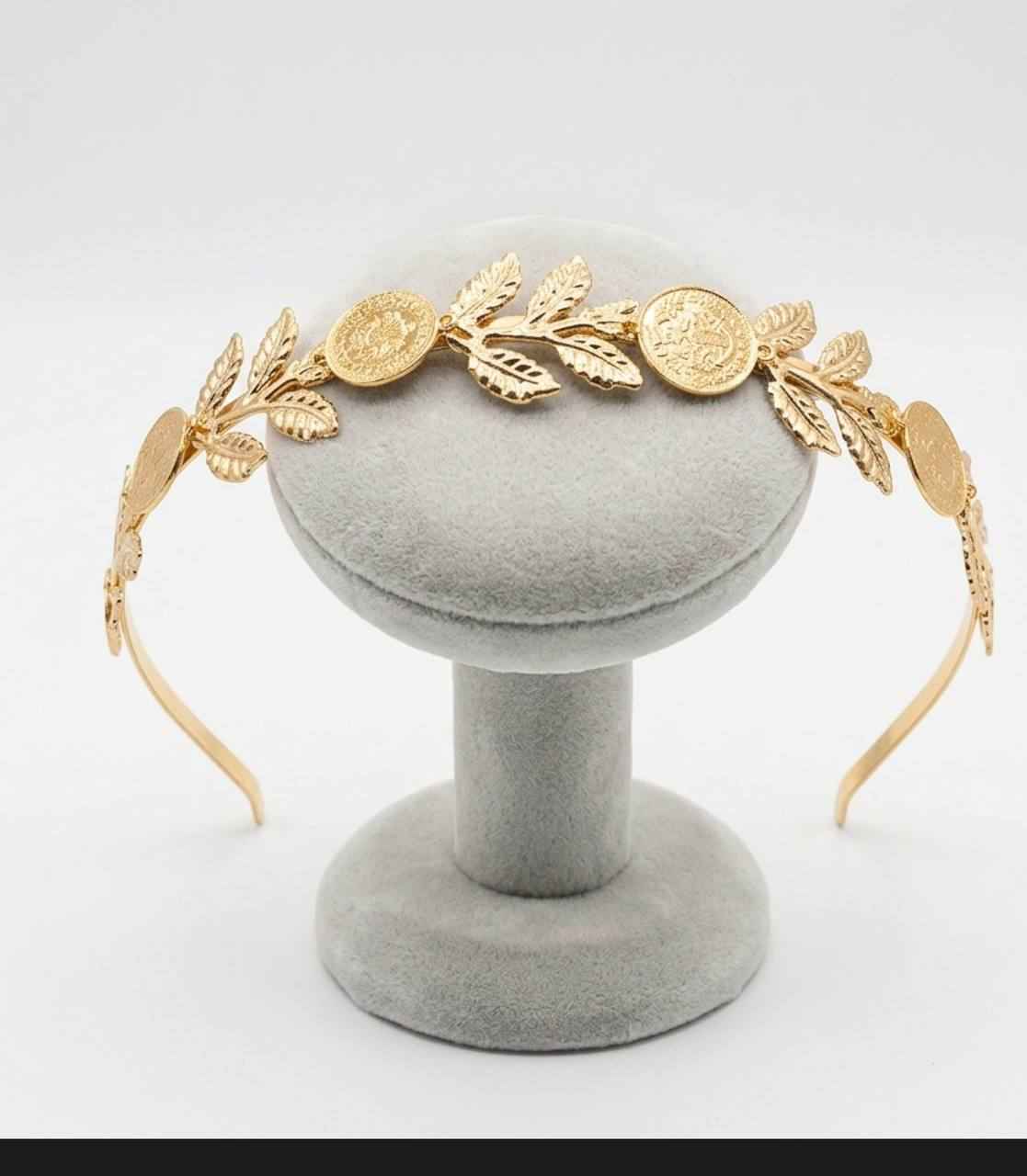 Golden Heritage Leaf Crown