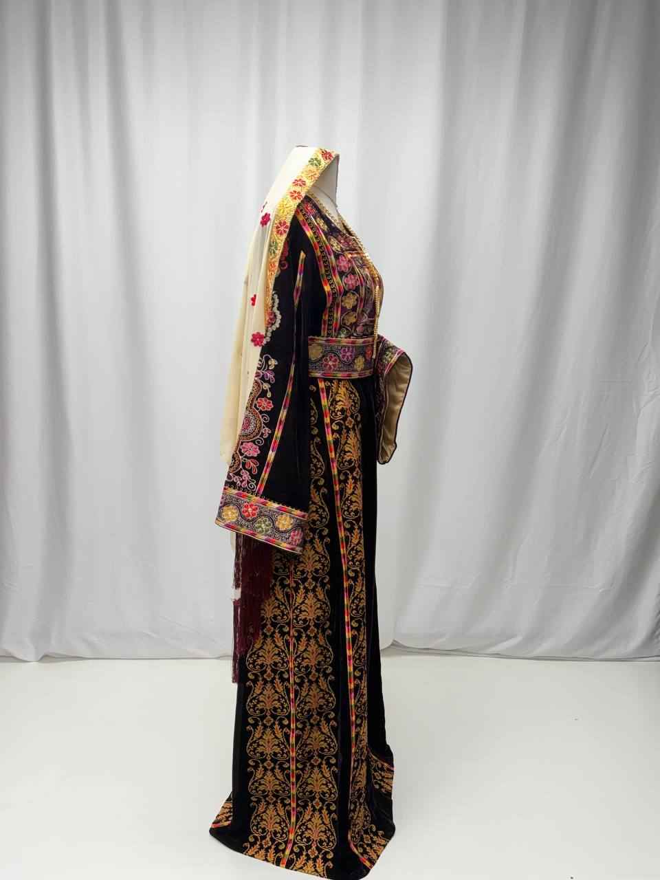 Rimaz Velvet Heritage Thobe