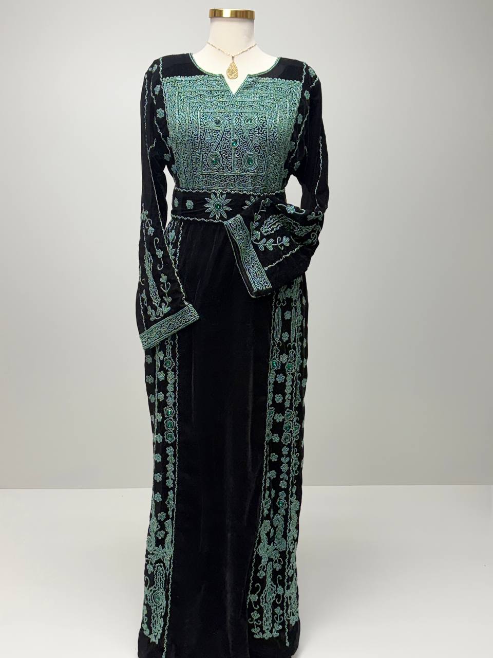 Fayrouz Beaded Velvet Thobe