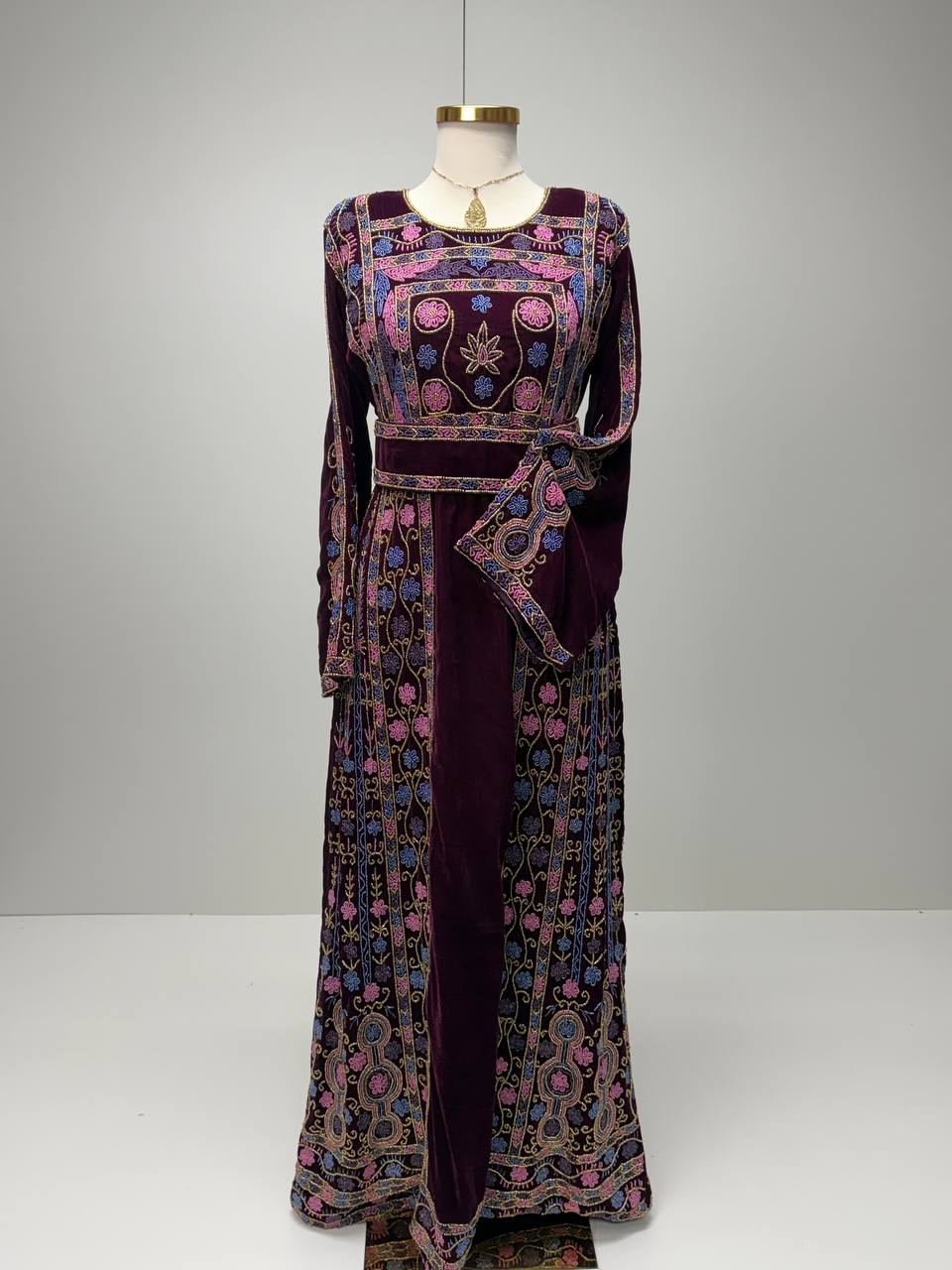 Velora Hand-Beaded Velvet Thobe