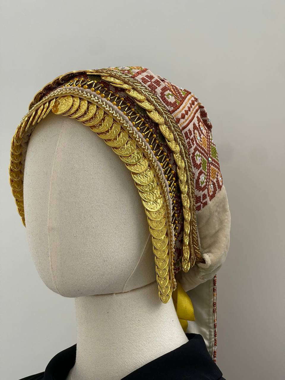 English Lira Coral Heritage Headpiece
