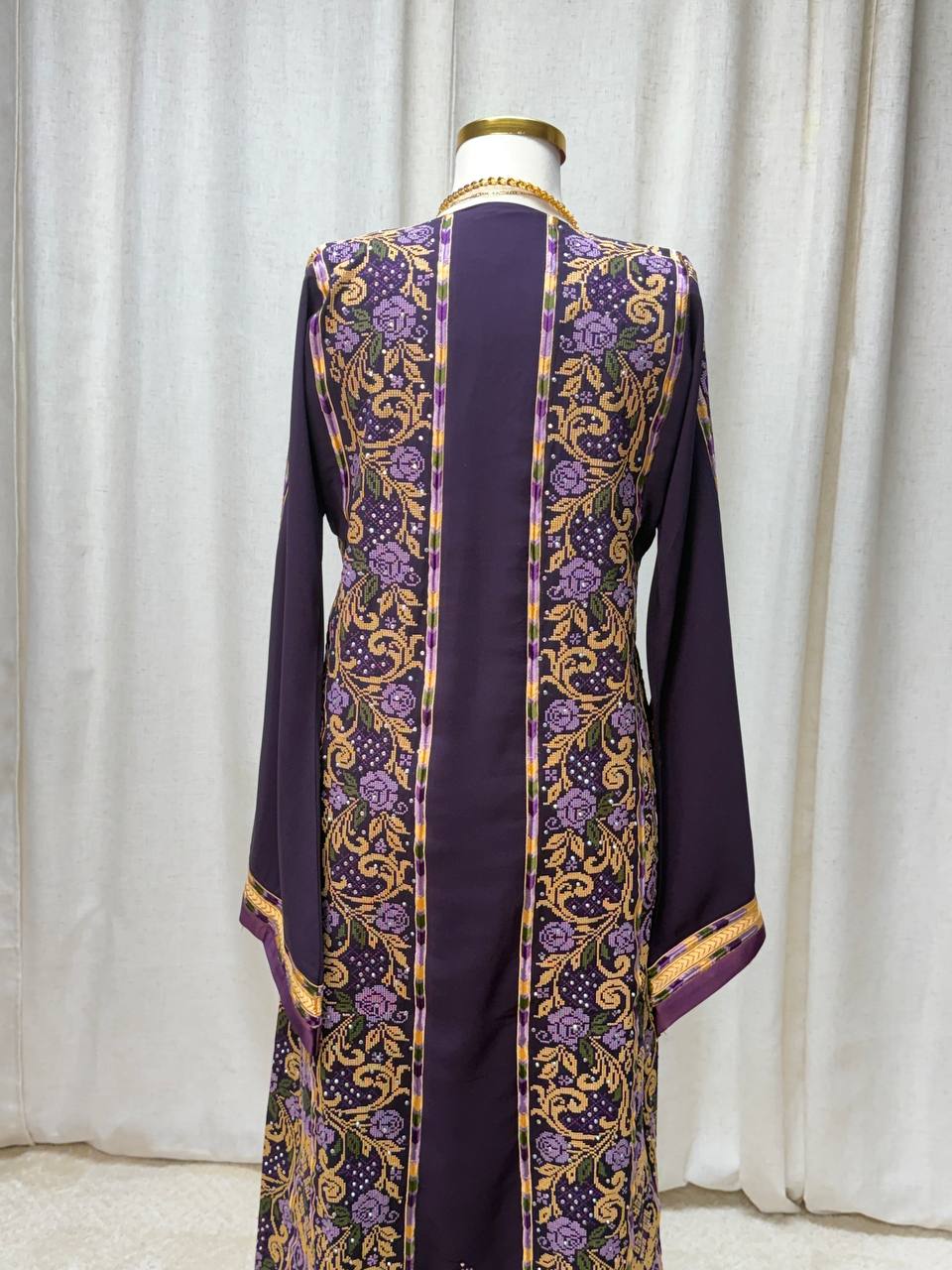 Maysara Embroidered Thobe