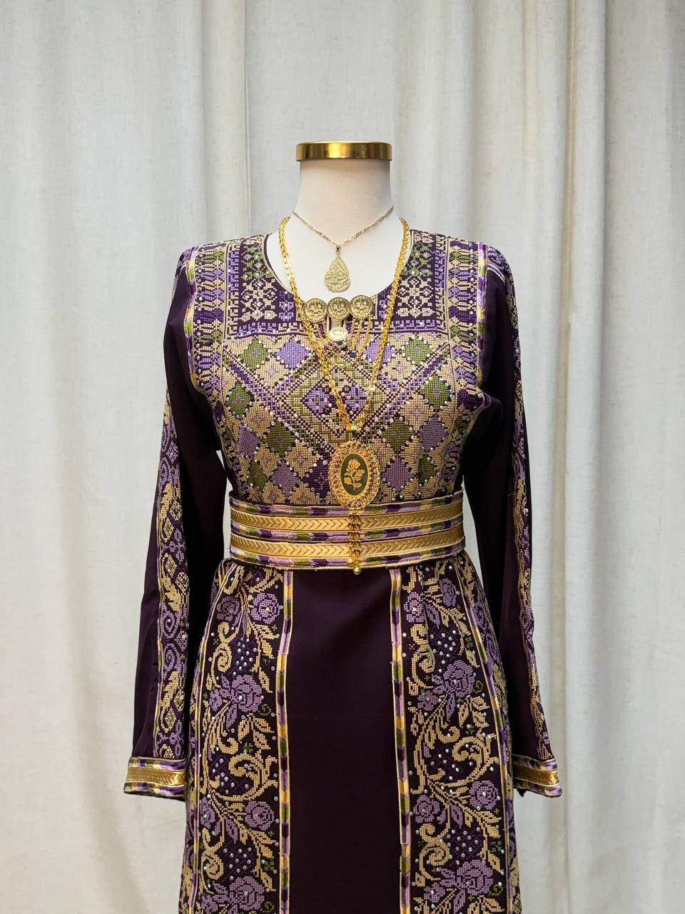 Maysara Embroidered Thobe