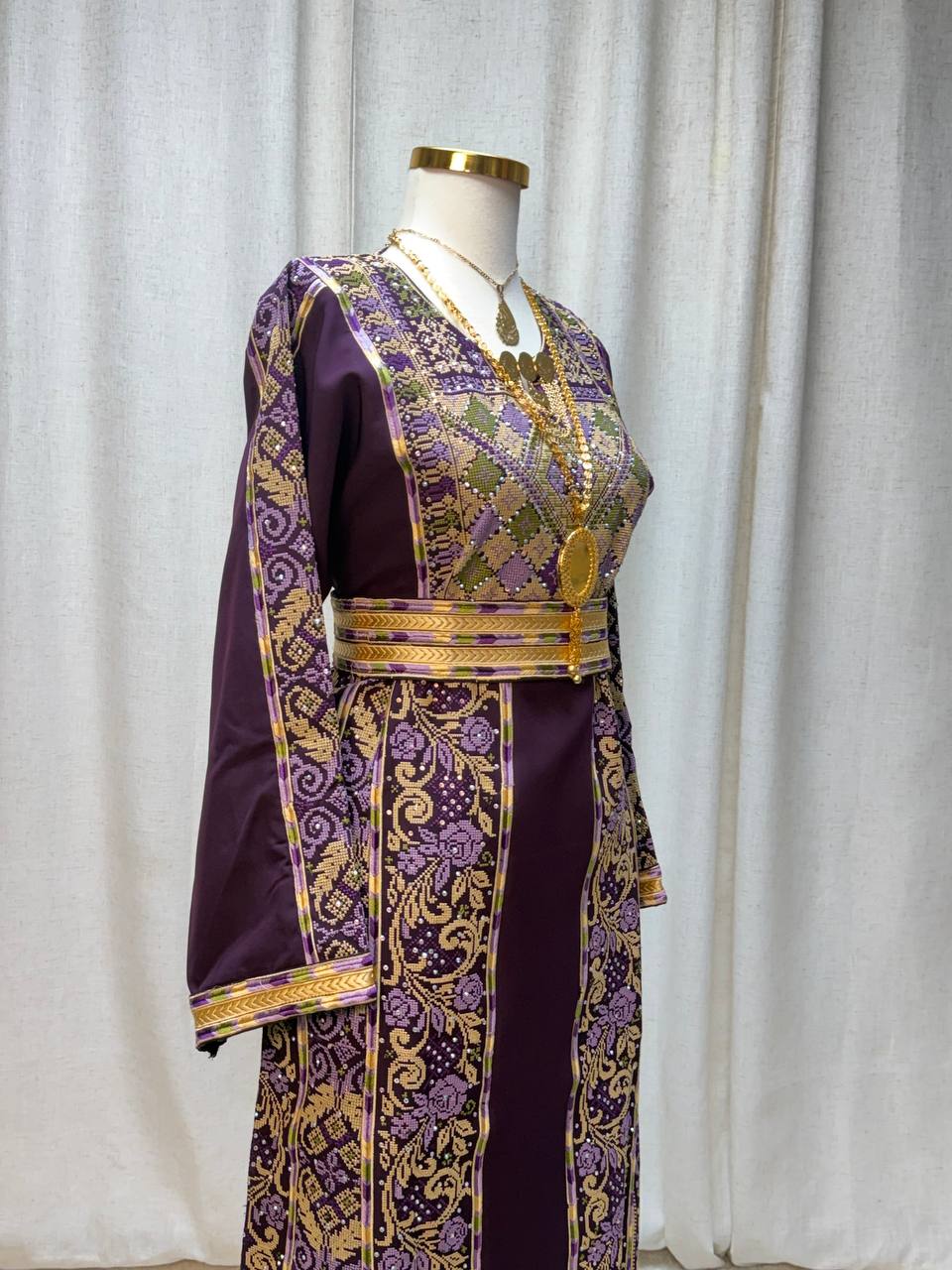 Maysara Embroidered Thobe