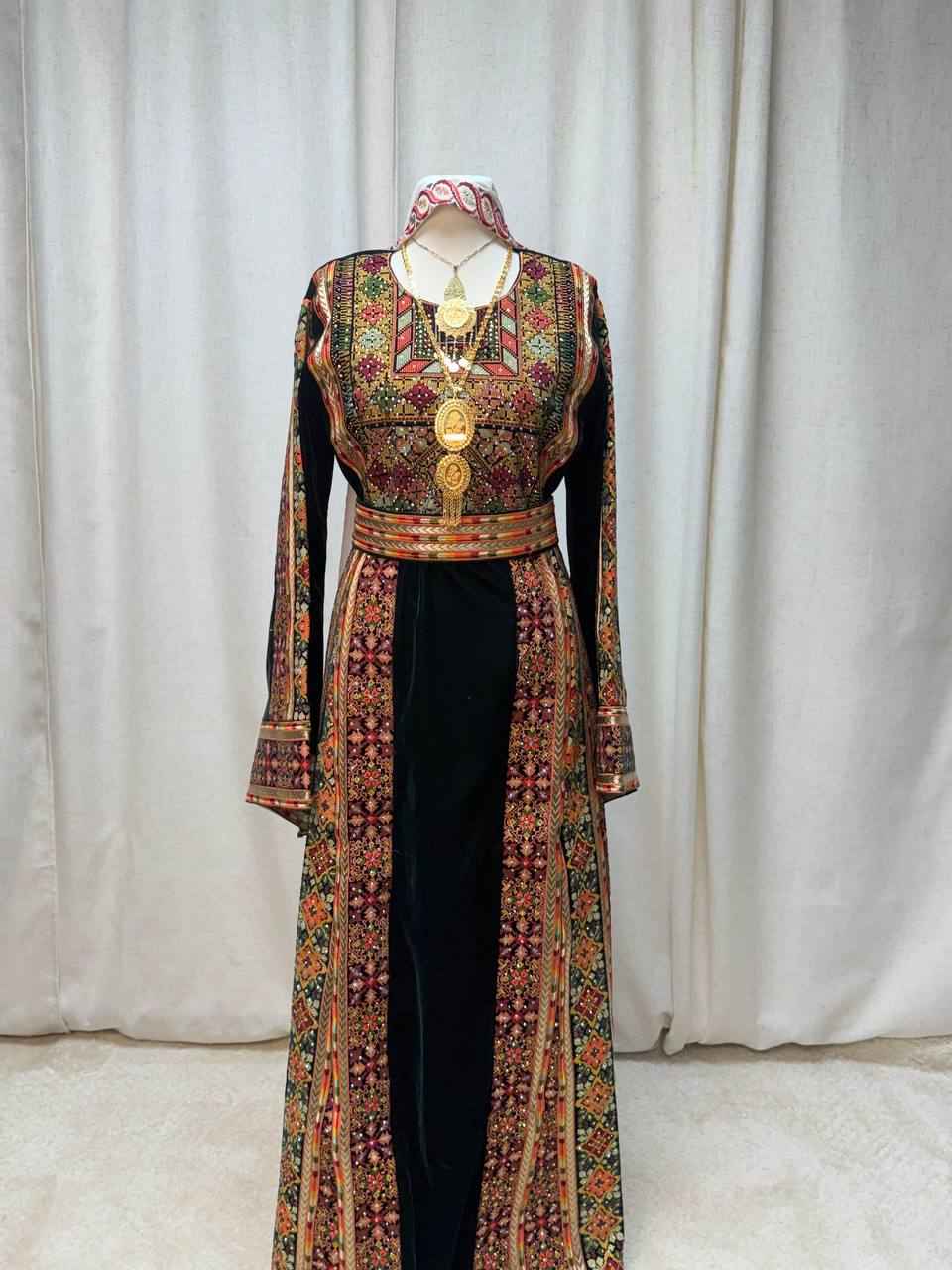 Sarah Velvet Heritage Thobe