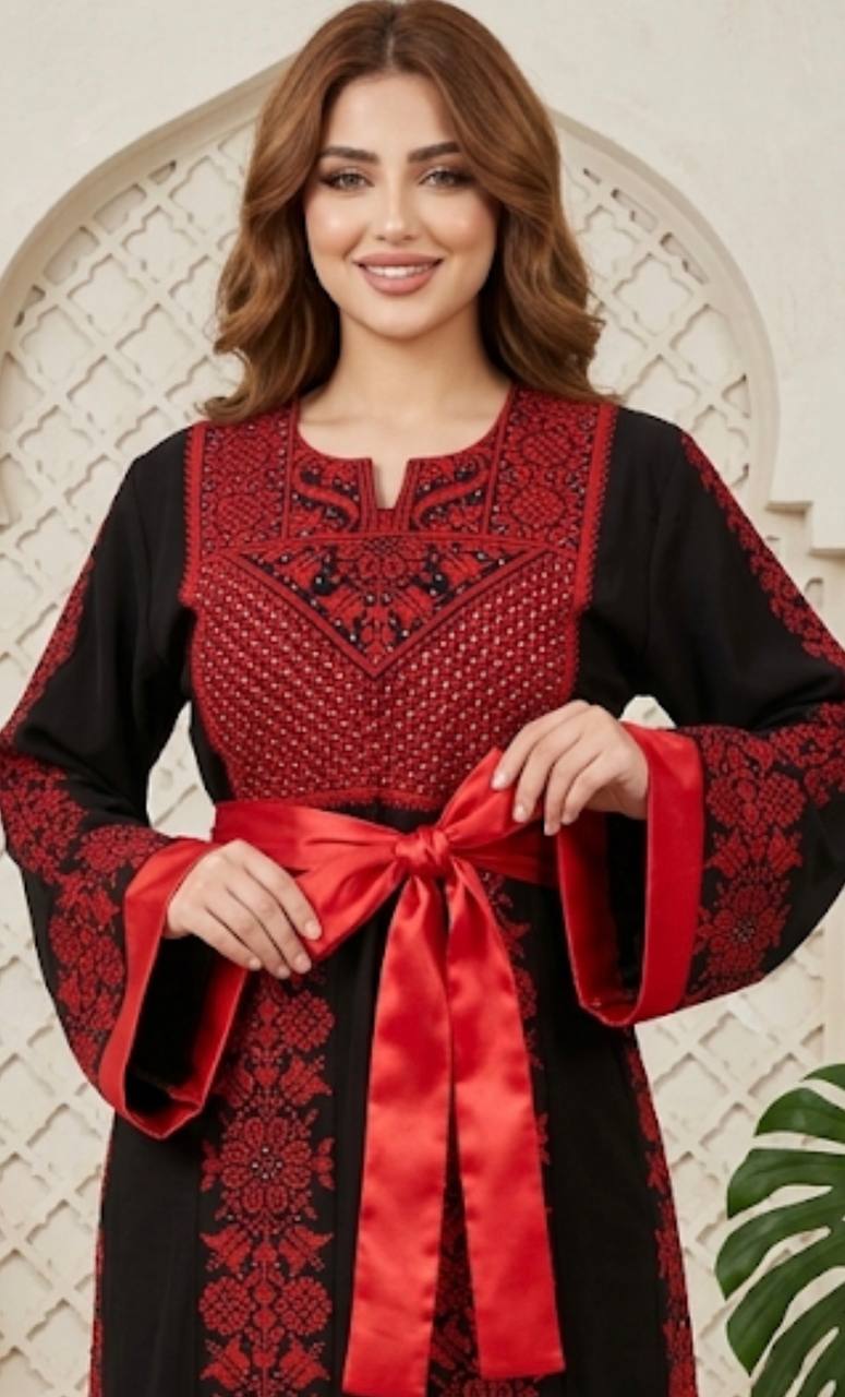 Rawan Six-Panel Heritage Thobe