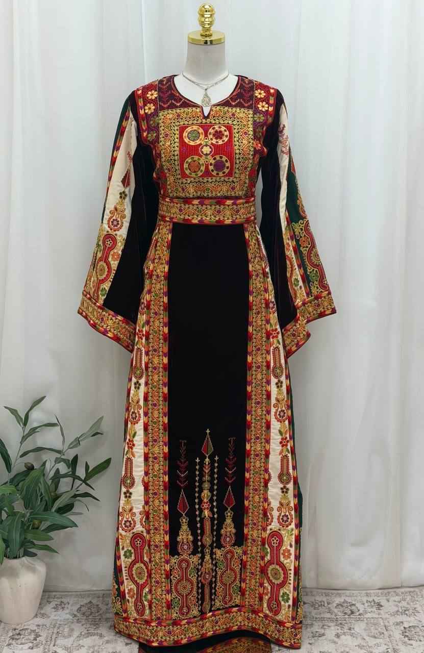 Zareefa Malika Velvet Heritage Thobe