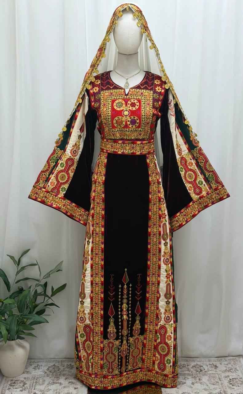 Zareefa Malika Velvet Heritage Thobe