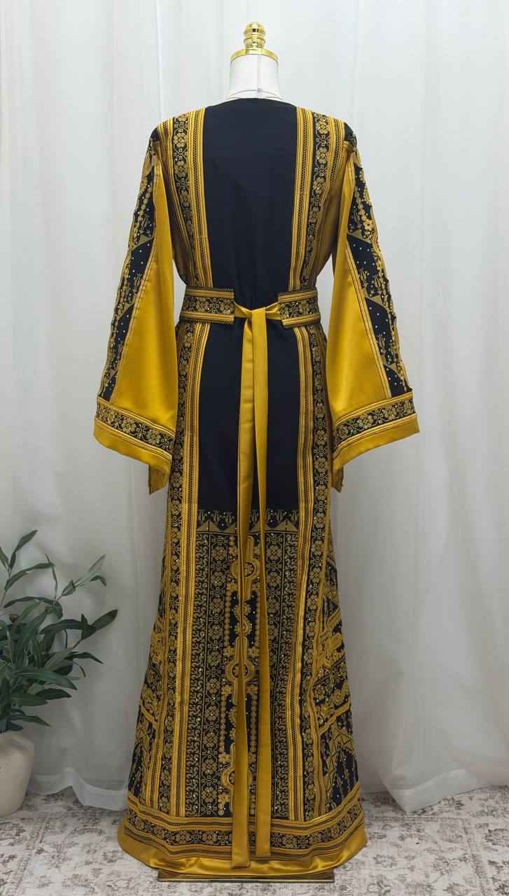 Noor Al Ard Satin Thobe