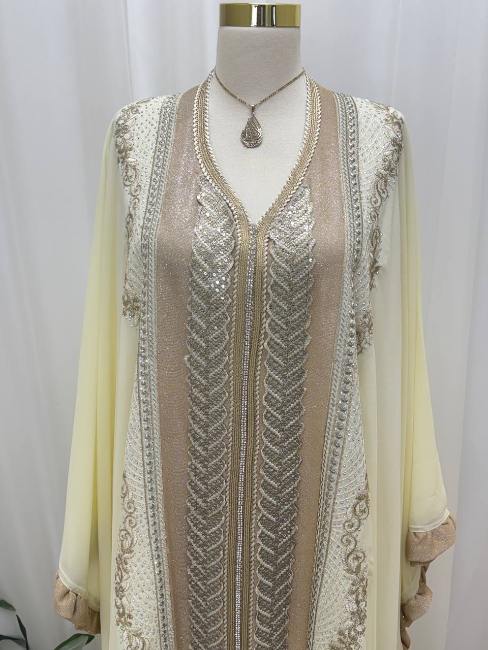 Butterfly Elegance Caftan ✨