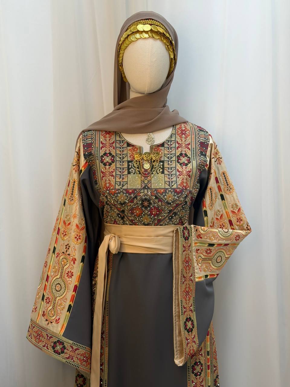 Fadwa Heritage Thobe