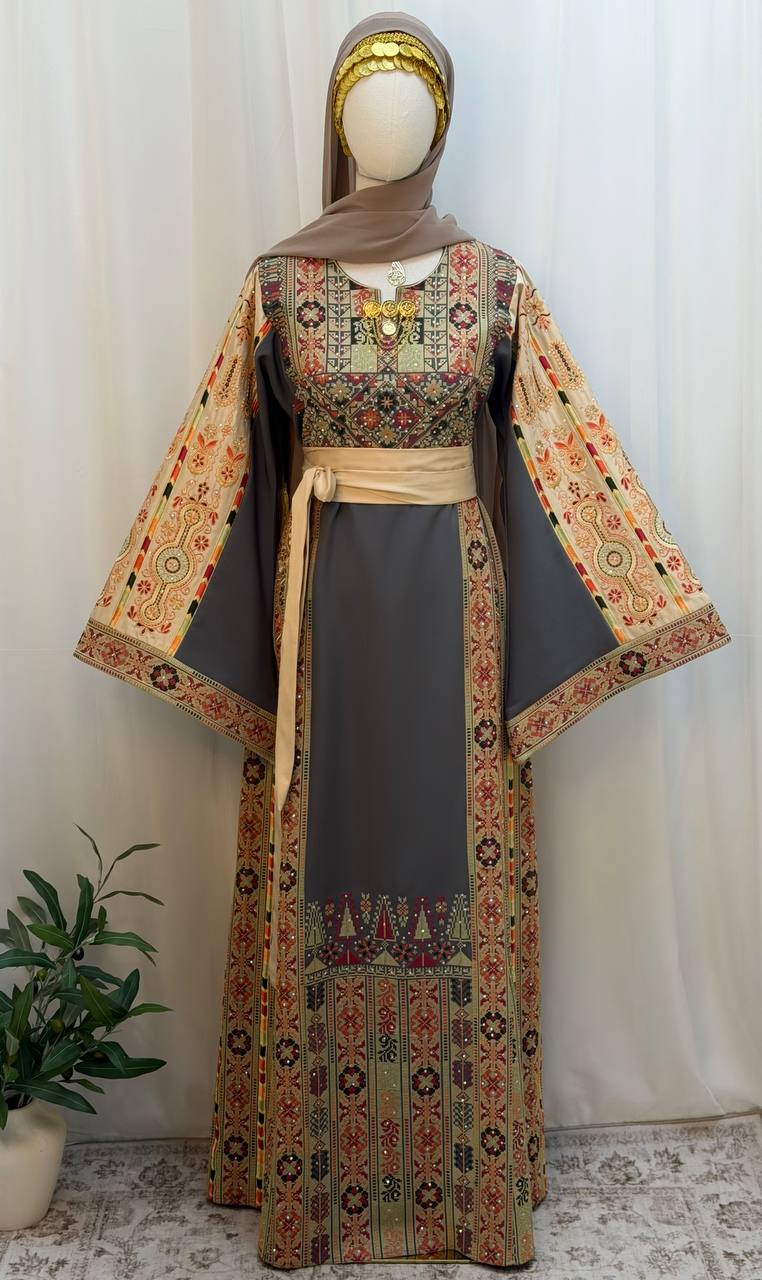 Fadwa Heritage Thobe