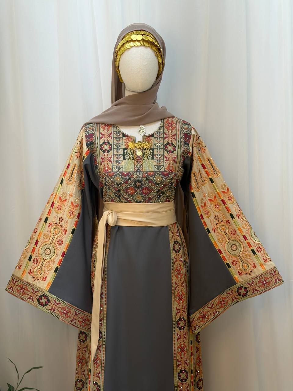 Fadwa Heritage Thobe