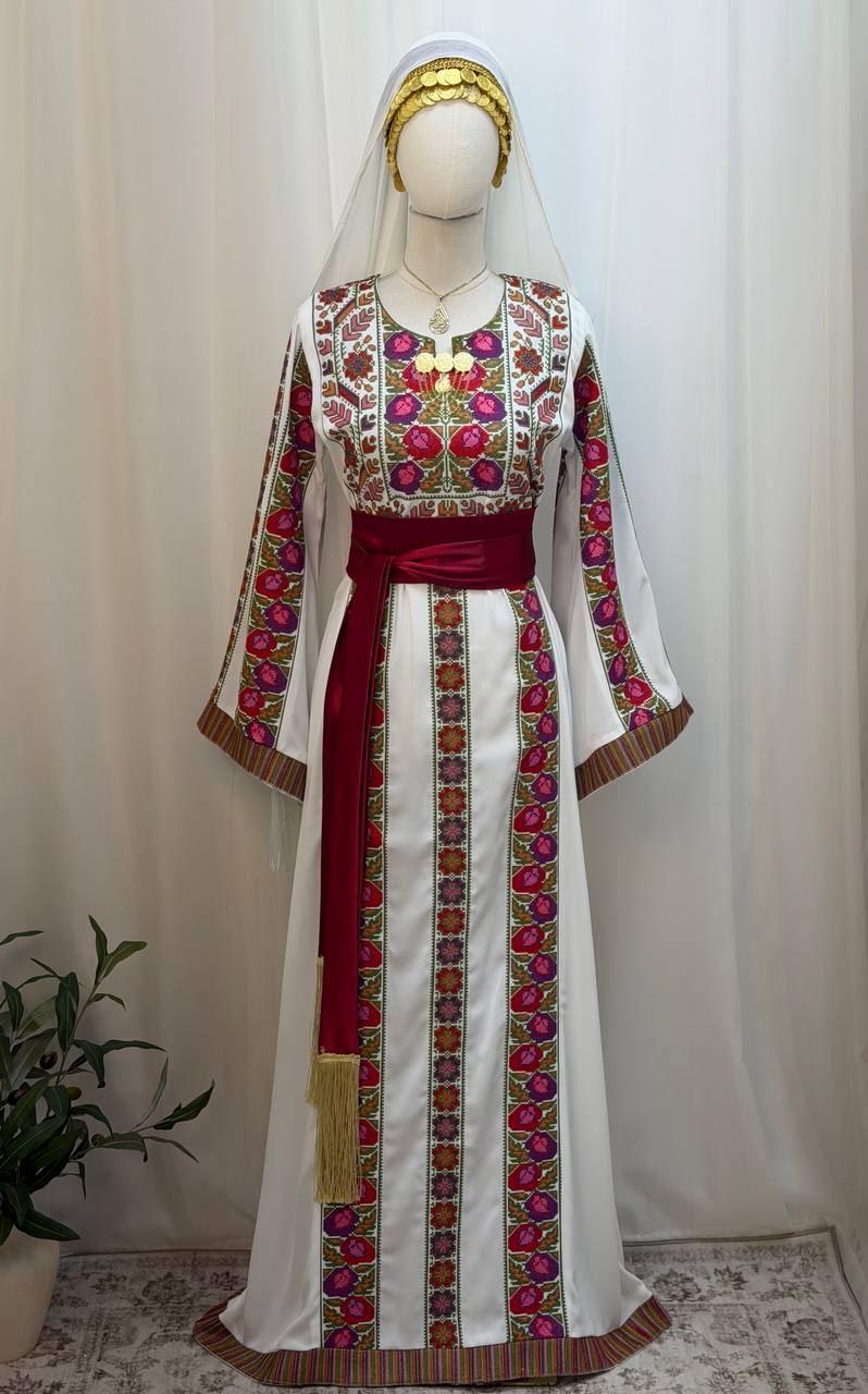 Lina Embroidered Thoub