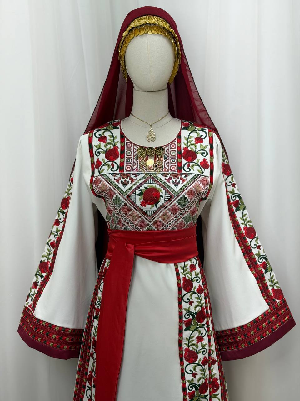Thobe Al Rummanah – Pomegranate Heritage Thobe
