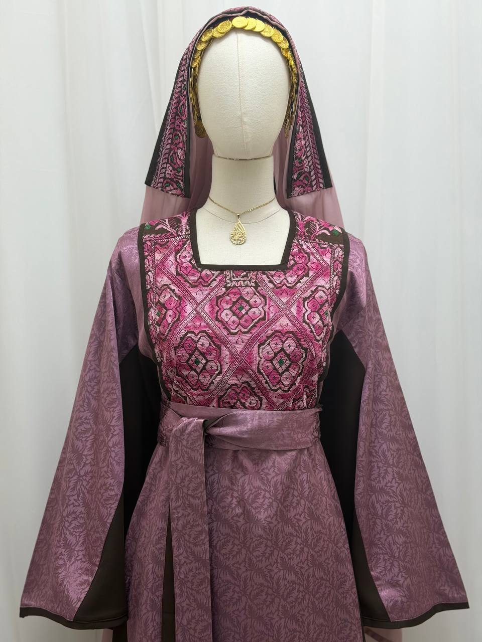 Rose of Al-Karma Ghabbani Thobe